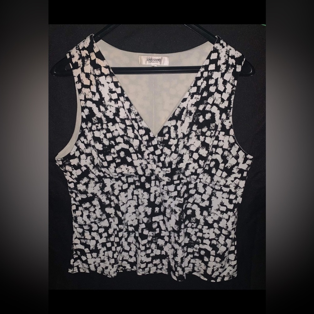 Jones Studio Separates Blouse Women’s XL Black White V-Neck Sleeveless Shirt